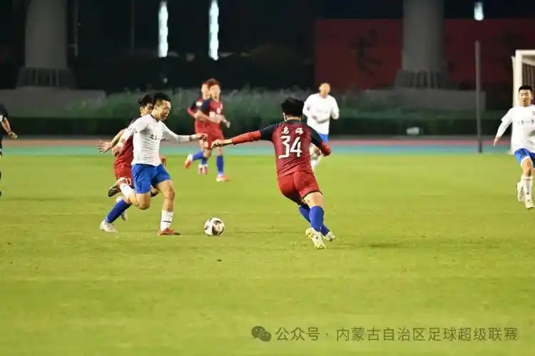 国产美女露100%的奶头脱内衣照片所有人都放弃的时候，他坚持了下来！ 